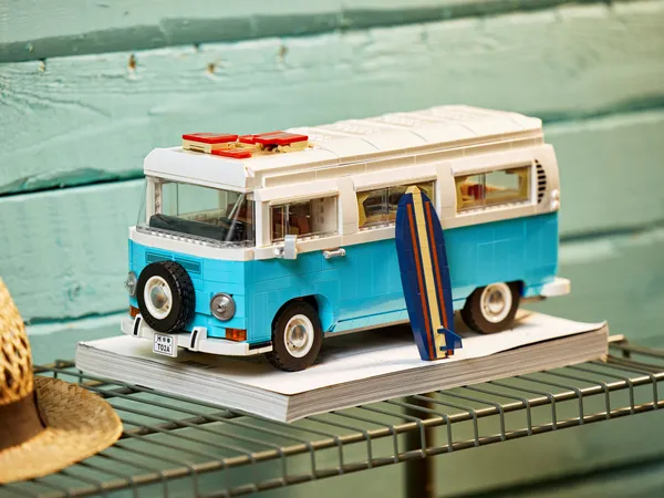 Volkswagen T2 Camper Van — 26
