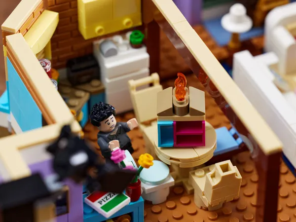 Friends - The Apartments — 17