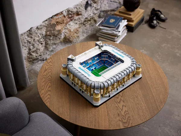Real Madrid – Santiago Bernabéu Stadium — 10