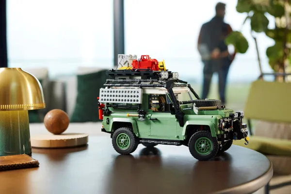 Land Rover Classic Defender 90 — 11