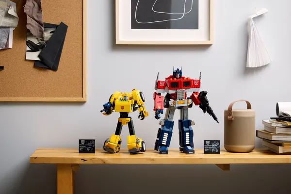 Bumblebee — 16