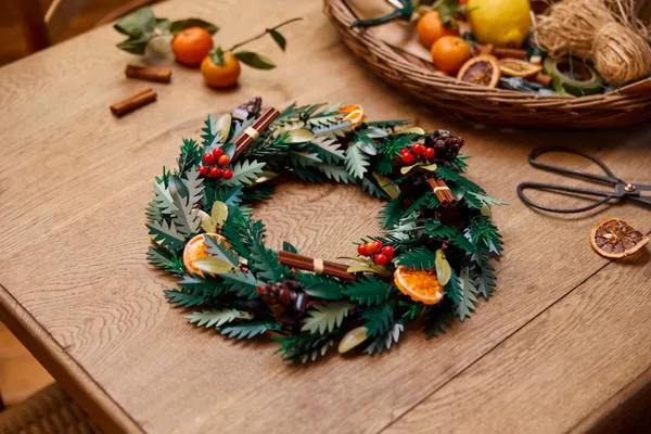 Wreath — 9