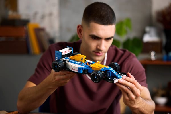 Williams Racing FW14B & Nigel Mansell — 8