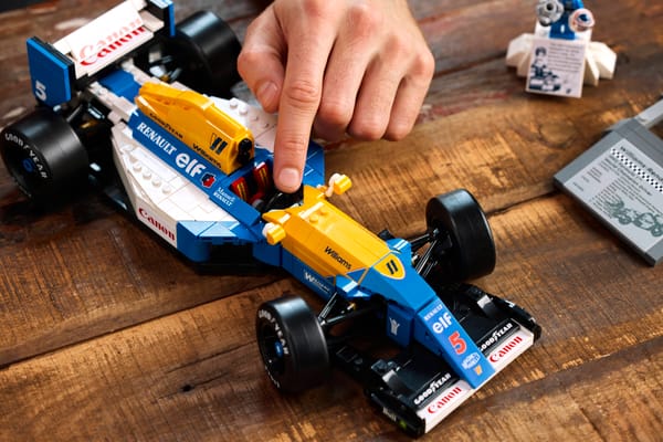 Williams Racing FW14B & Nigel Mansell — 9
