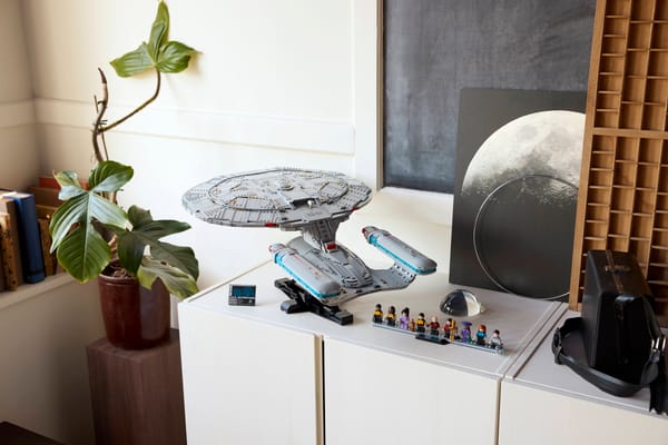 Star Trek: U.S.S. Enterprise NCC-1701-D — 19