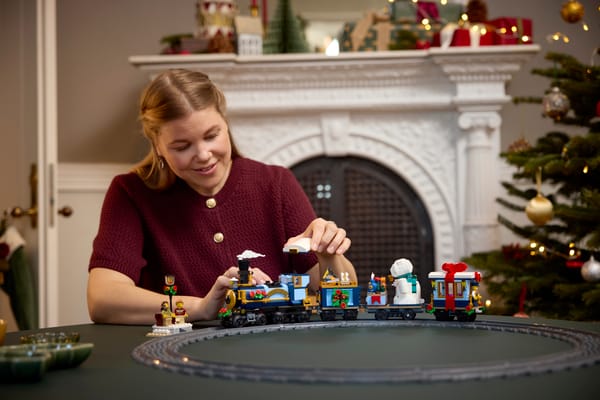 Holiday Express Train — 10