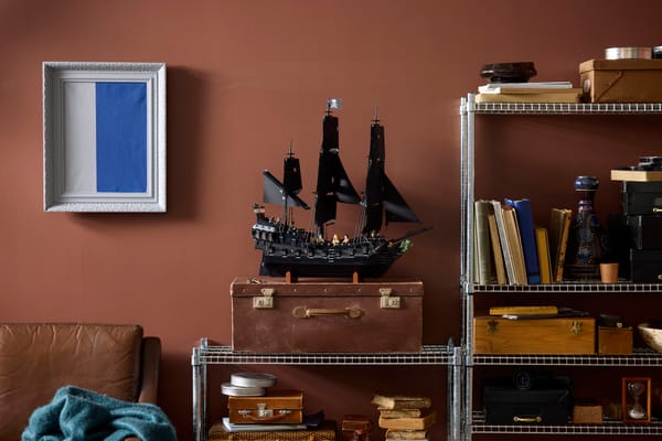 Captain Jack Sparrow's Pirate Ship — 20