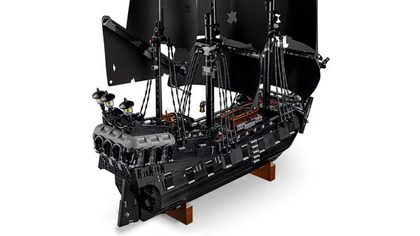 Captain Jack Sparrow's Pirate Ship — 7