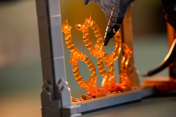 The Lord of the Rings: Balrog Book Nook — 11