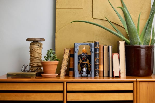 The Lord of the Rings: Balrog Book Nook — 7