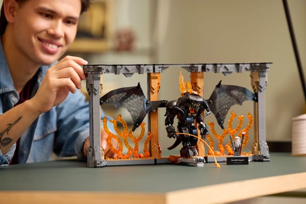 The Lord of the Rings: Balrog Book Nook — 8