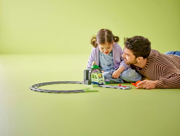 Train Tunnel and Tracks Expansion Set — 6