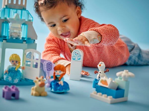 Anna and Elsa's Frozen Castle Party — 5