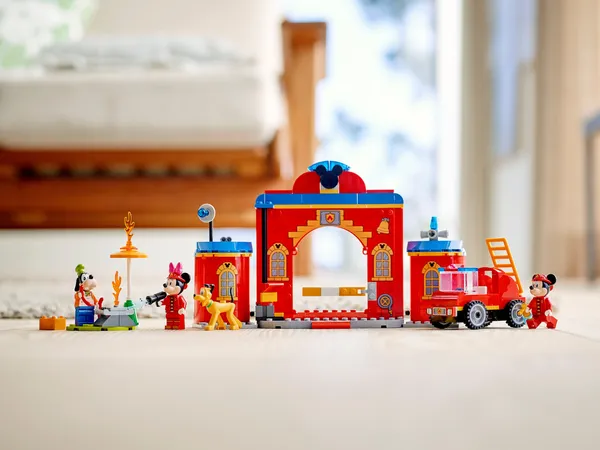 Mickey & Friends Fire Truck & Station — 10