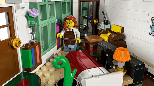 Shopping Street — 8