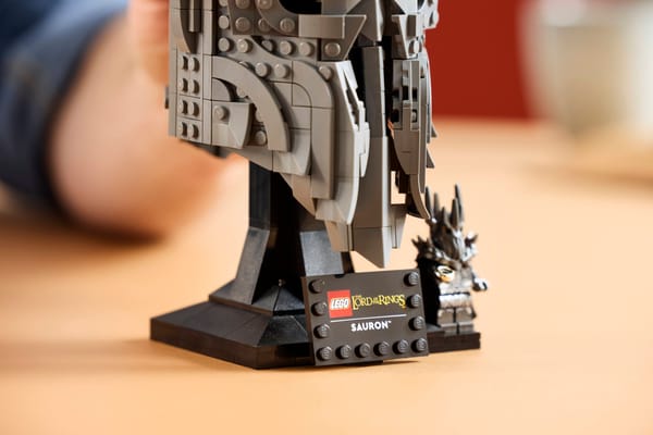 The Lord of the Rings: Sauron's Helmet — 9