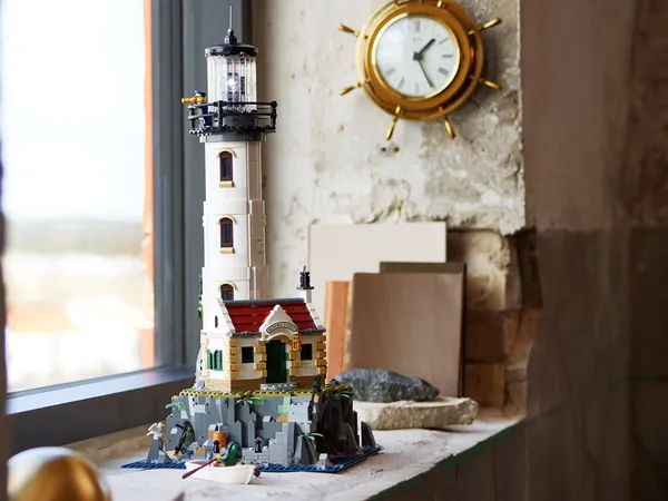 Motorized Lighthouse — 13
