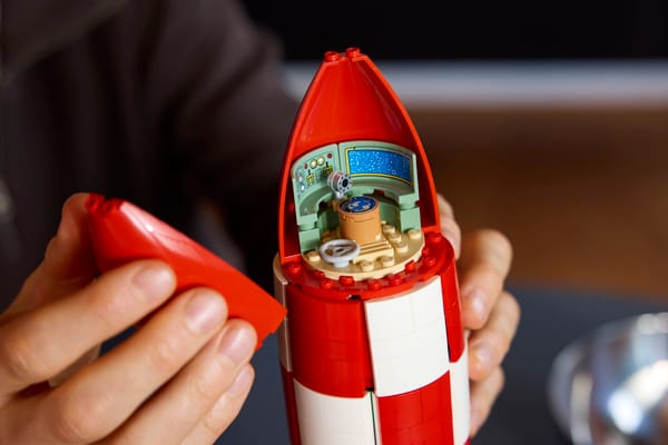 Tintin Moon Rocket — 11