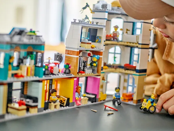 Main Street — 10