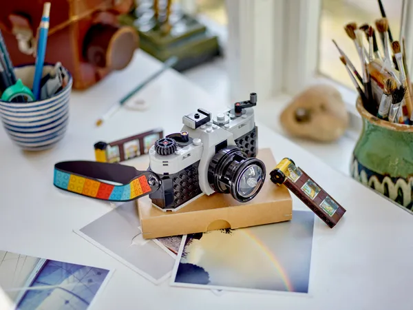 Retro Camera — 12