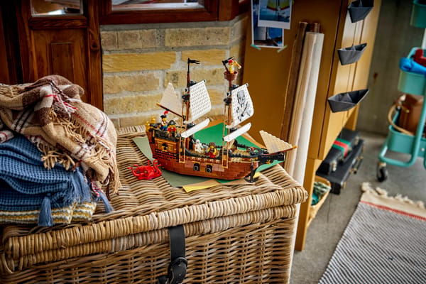 Iconic Pirate Ship — 17