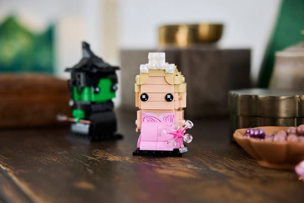 Elphaba & Glinda Figures — 6