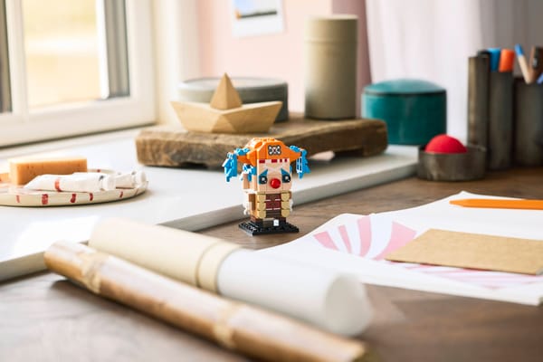 Buggy the Clown Figure — 5