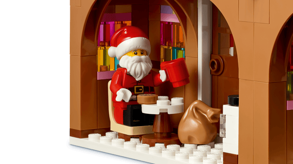 Festive Gingerbread House — 7