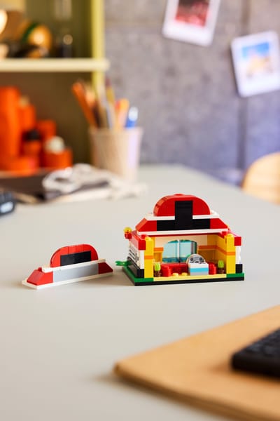 Mini Pokémon Center — 4