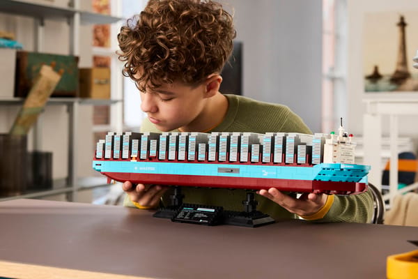 Maersk Dual-Fuel Container Vessel — 11