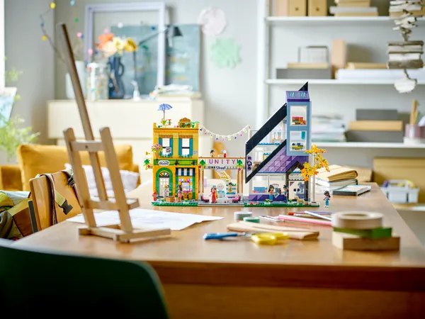 Downtown Flower and Design Stores — 12