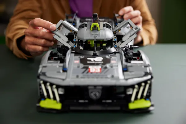 Peugeot 9X8 Le Mans Hybrid Hypercar — 9