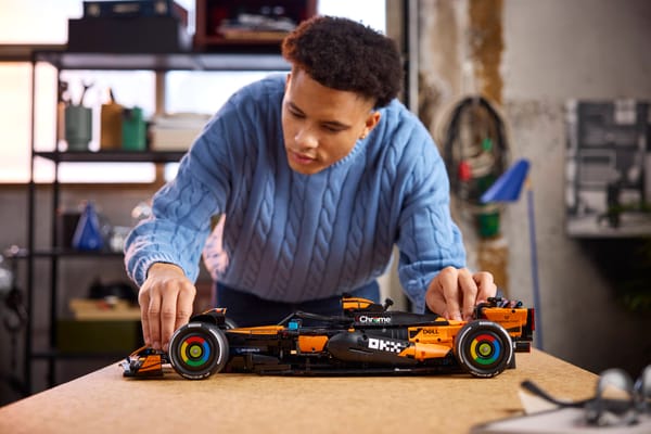McLaren MCL39 F1 Car — 13