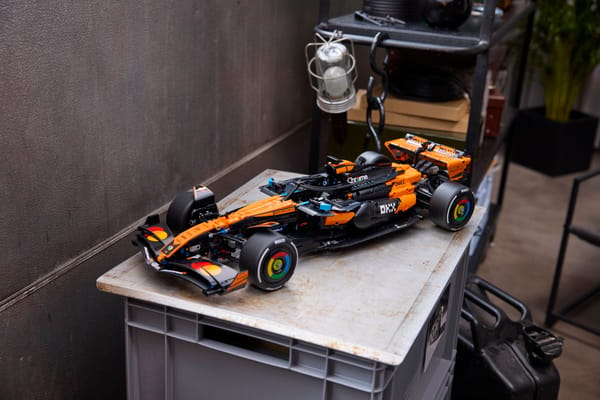 McLaren MCL39 F1 Car — 18