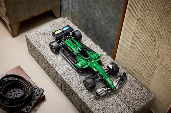 Aston Martin Aramco AMR25 F1 Car — 21