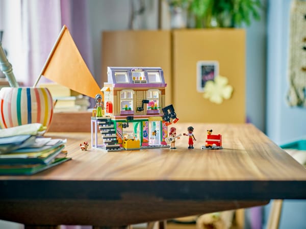 Music Store & Apartment — 9