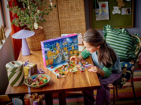 Friends Advent Calendar 2025 — 7