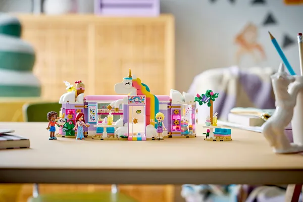 Unicorn Dream Café — 10