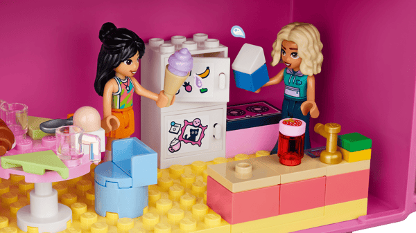 Creative Dollhouse Suitcase — 8