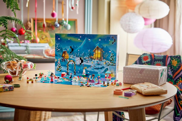 Friends Advent Calendar 2026 — 10
