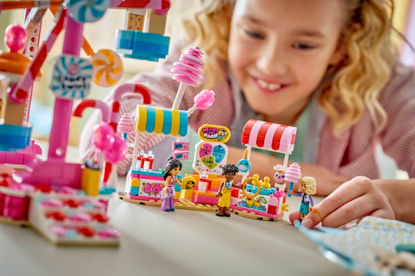 Candy & Cupcake Ferris Wheel — 13