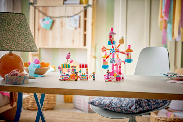 Candy & Cupcake Ferris Wheel — 14