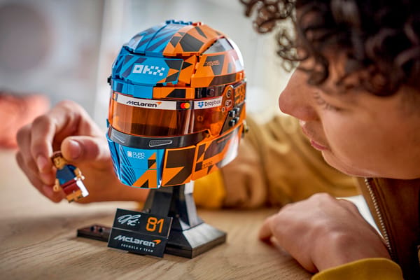 McLaren Mastercard F1 Team Oscar Piastri Helmet — 10