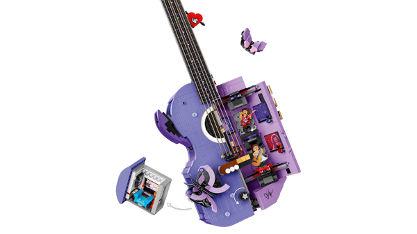 Olivia Rodrigo’s Dual Guitar — 6