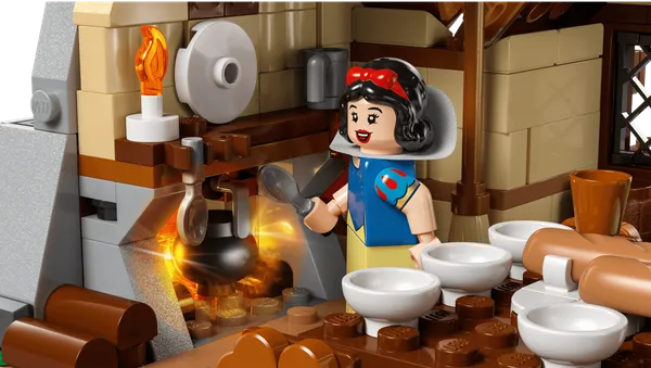 Snow White and the Seven Dwarfs' Cottage — 5