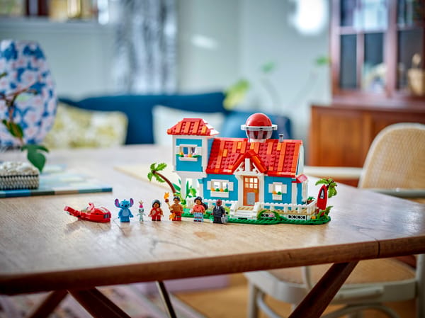 Lilo and Stitch Beach House — 8
