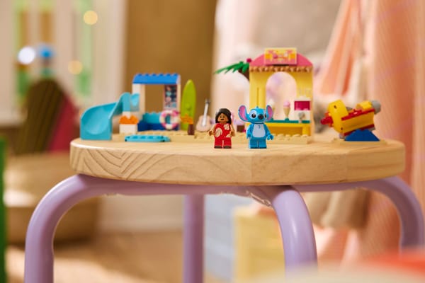 Beach Fun with Lilo & Stitch — 10