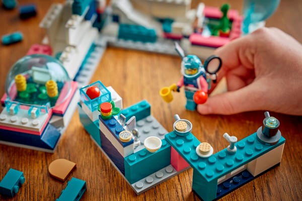 Moon Mission Science Kit — 10