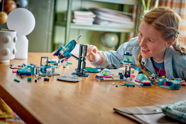 Moon Mission Science Kit — 6