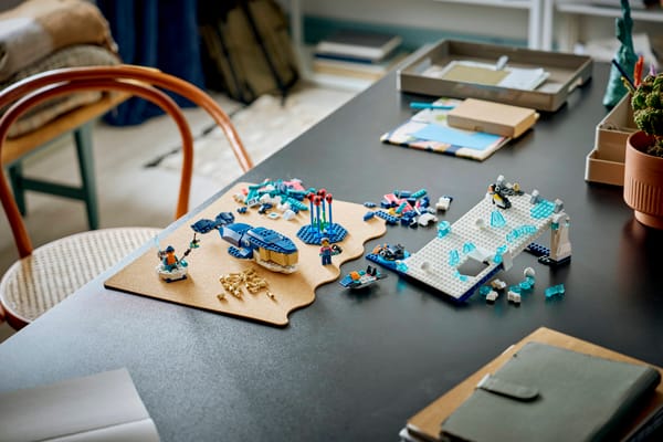 Antarctic Animals Science Kit — 10